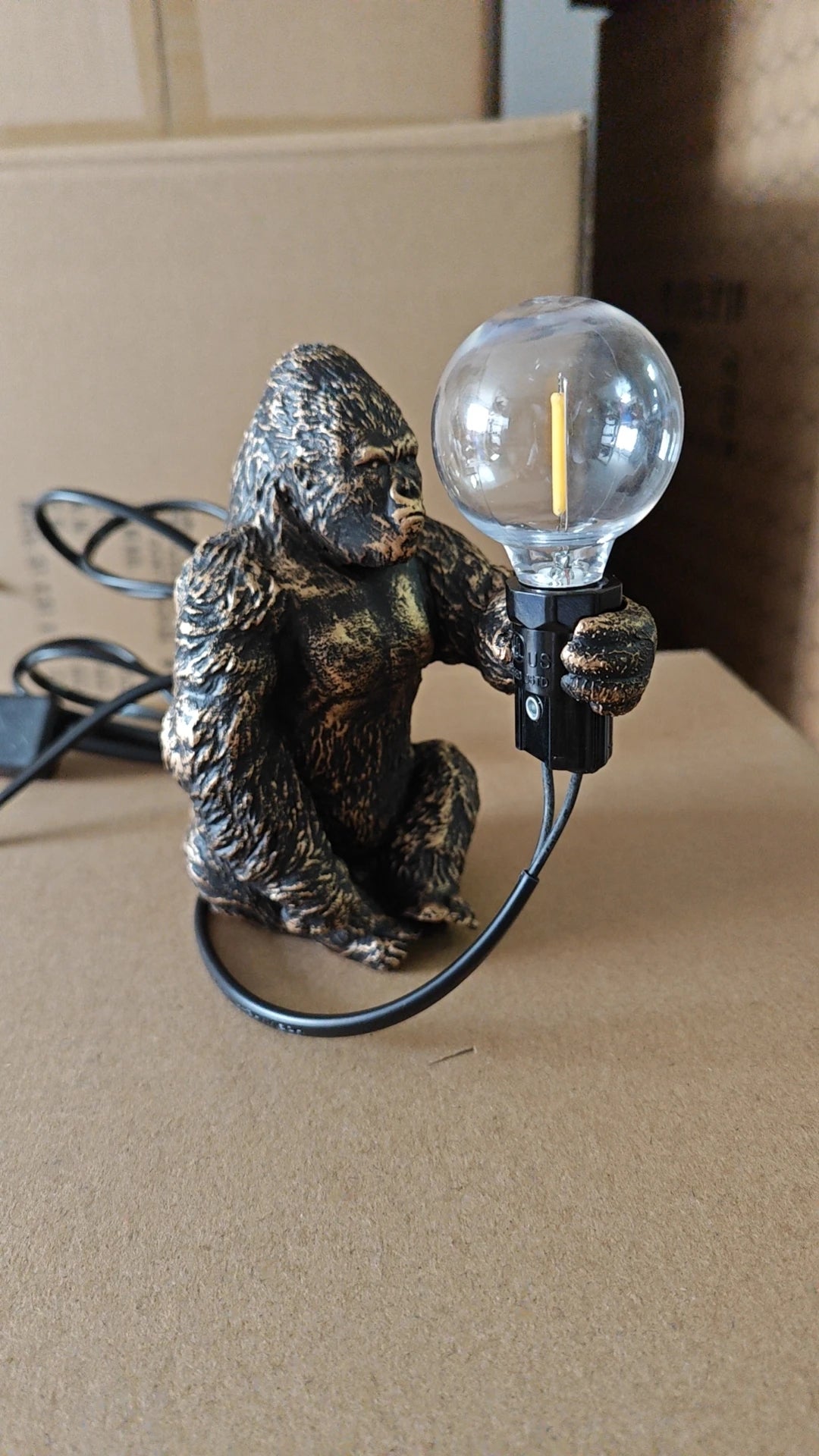 Nordic King Kong Resin Table Lamp – Modern USB Desk Light